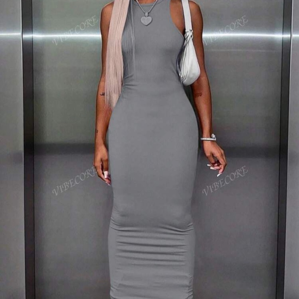 Elegant Gray Sleeveless Dress